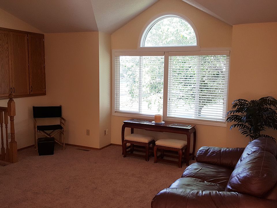 1st image of 8919 Loch Lomond Blvd N