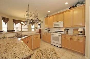 3rd image of 5128 Crystal Water Dr