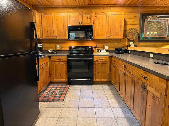 5th image of 670 Beech Dr #809