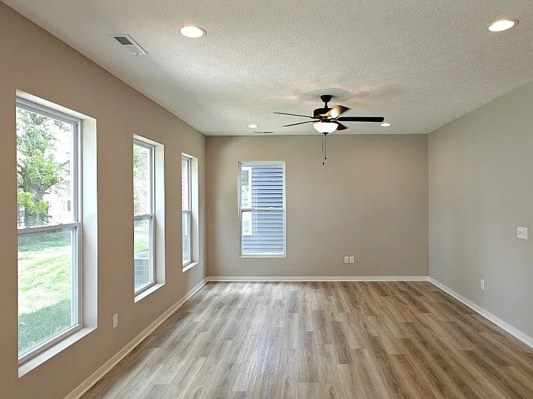 7074 Ashford Way — Photo 8