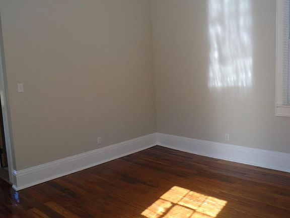 4th image of 728 Mazant St