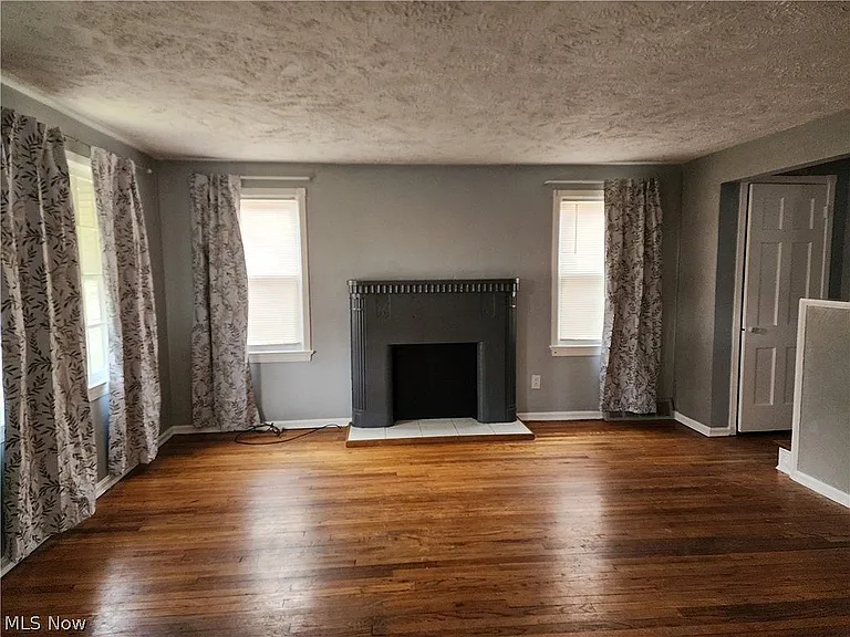5435 Beechwood Ave — Photo 8