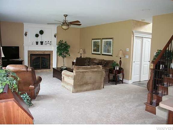 2nd image of 9730 Rosecroft Dr