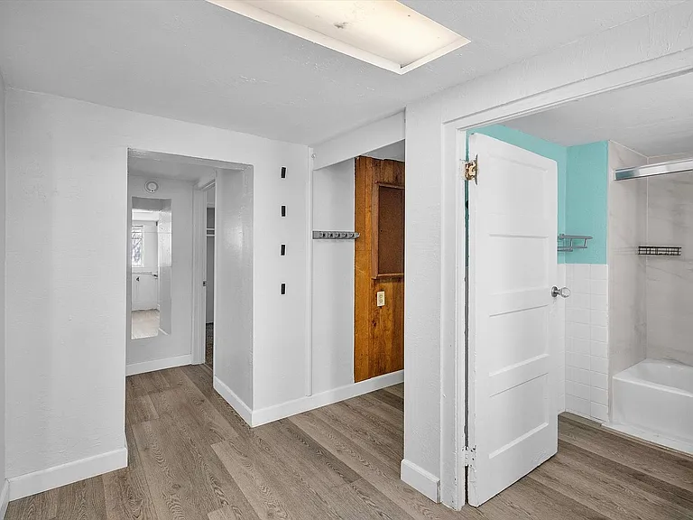 531 Taylor Ave — Photo 21