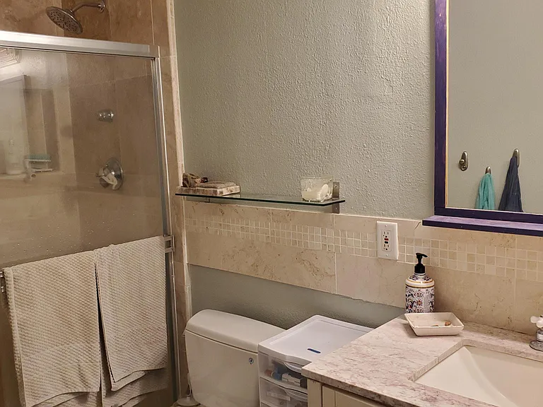 11606 Lyster Ave — Photo 12
