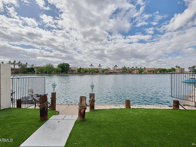 9019 W Acoma Dr — Photo 35