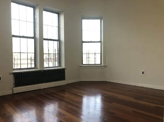 Rented by Empire Deeds LLC  | media 15