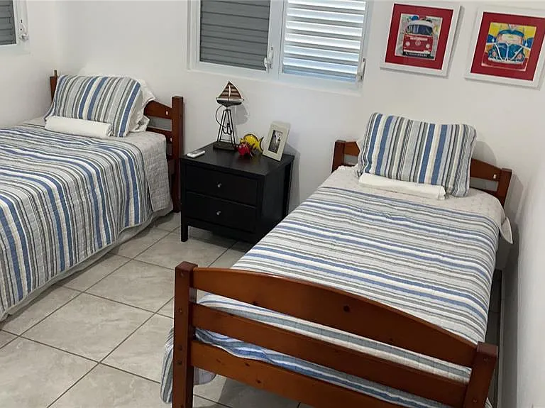 10 Corchado — Photo 6
