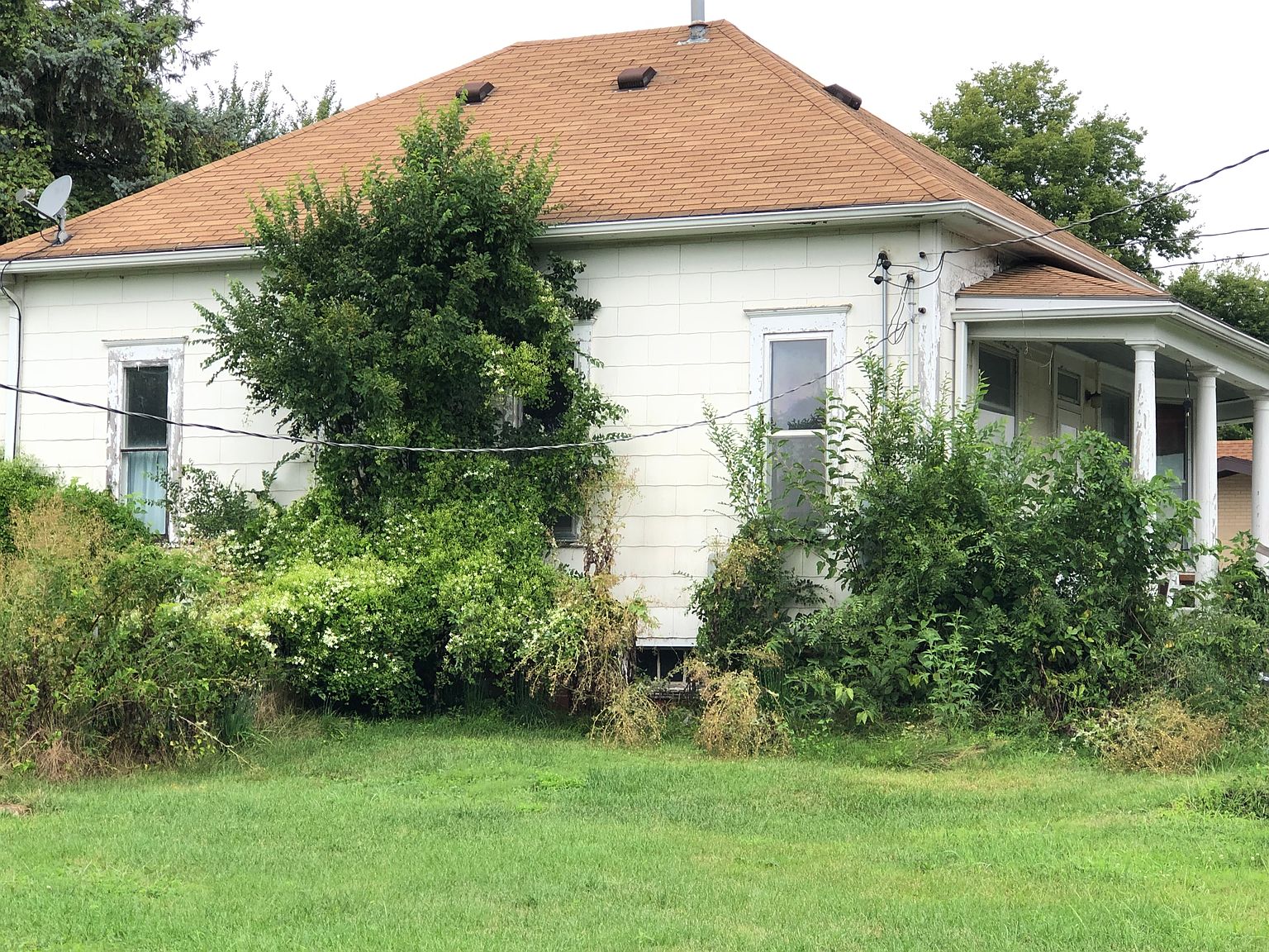 105 West St, Truro, IA 50257 Zillow