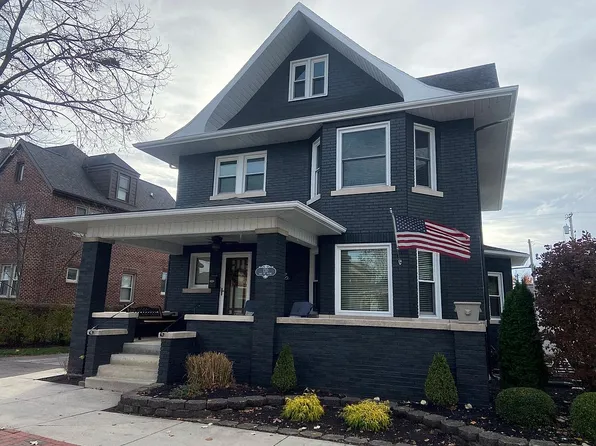 130 E Main St, Versailles, OH 45380