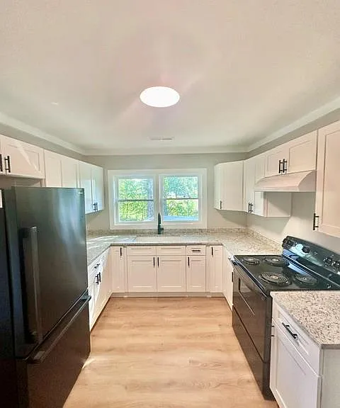1611 Beaverdale Rd NE — Photo 10