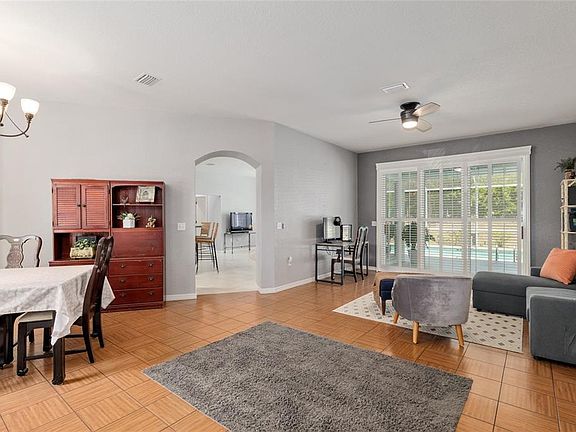 5th image of 19395 SW 100th Loop