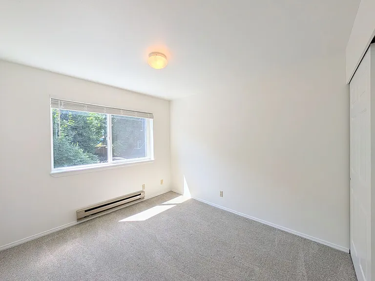 5261 Brooklyn Ave NE #202 — Photo 14