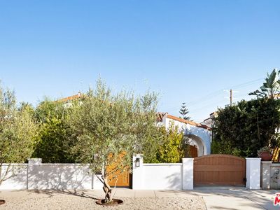 1768 S Ogden Dr, Los Angeles, CA, 90019