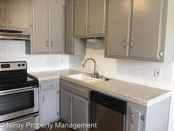 4th image of 4433 Montalvo St APT 01