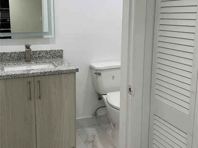 10835 SW 112th Ave #212 — Photo 15