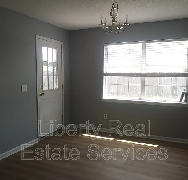 833 Ann Dr — Photo 5