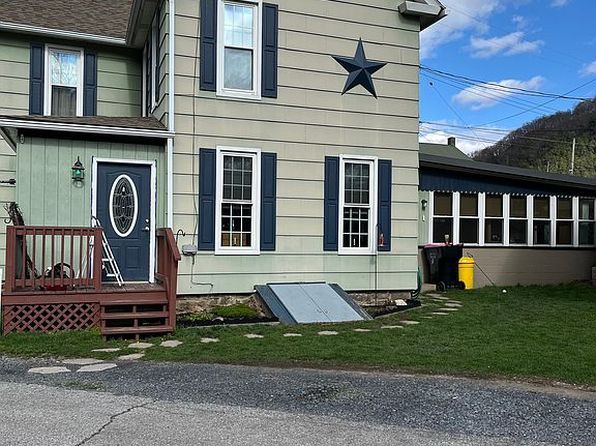 435 Sugar St, Mapleton Depot, PA 17052
