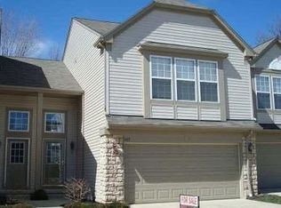 1167 N Yorkshire Dr, Broadview Heights, OH