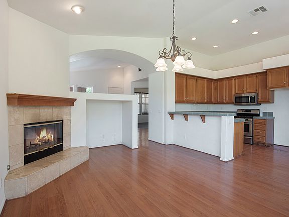 2nd image of 261 Marmalade Ln