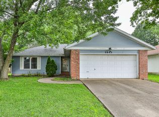 2043 S Western Ave, Springfield, MO 65807
