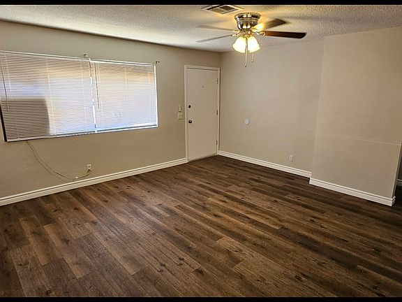 4th image of 73185 Guadalupe Ave #B