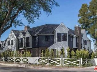 13305 Valley Vista Blvd, Sherman Oaks, CA 91423