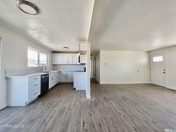 5th image of 7075 Allen Rd