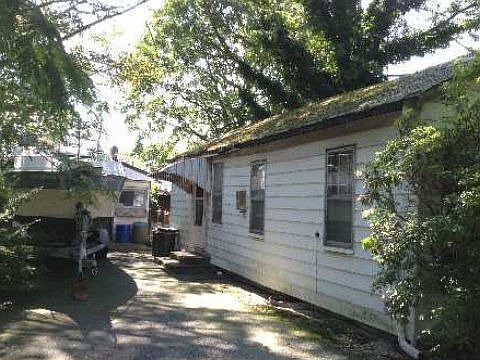 2nd image of 86 Sheffield Ave