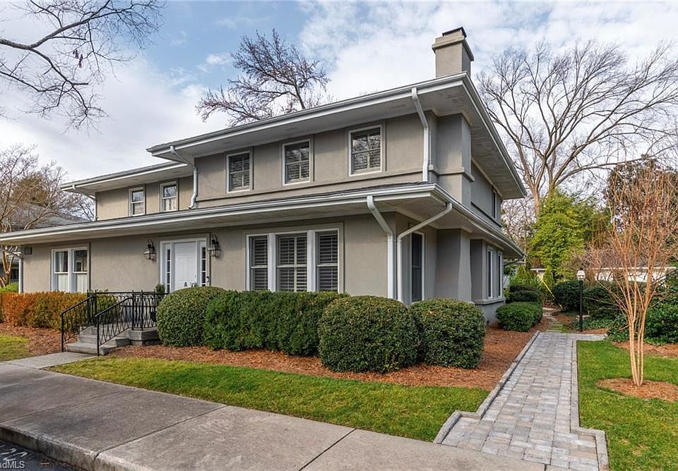 1st image of 414A Fisher Park Cir