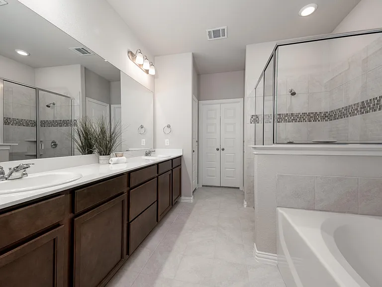 1237 Milfoil Dr — Photo 18