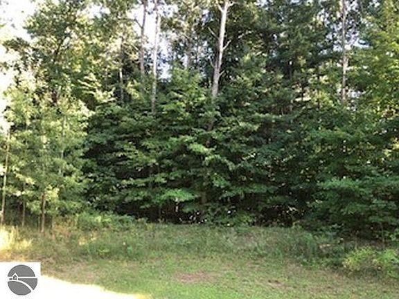 4th image of LOT 25 Woods Dr