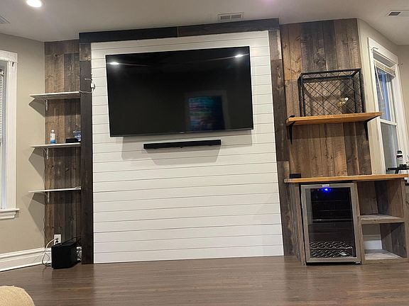 2nd image of 4255 W Potomac Ave #2