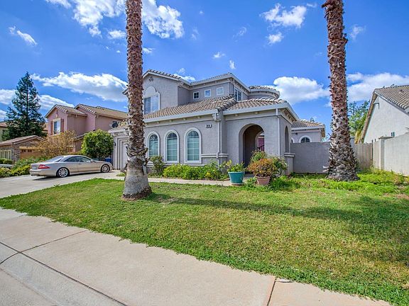 3rd image of 7820 Tigerwoods Dr