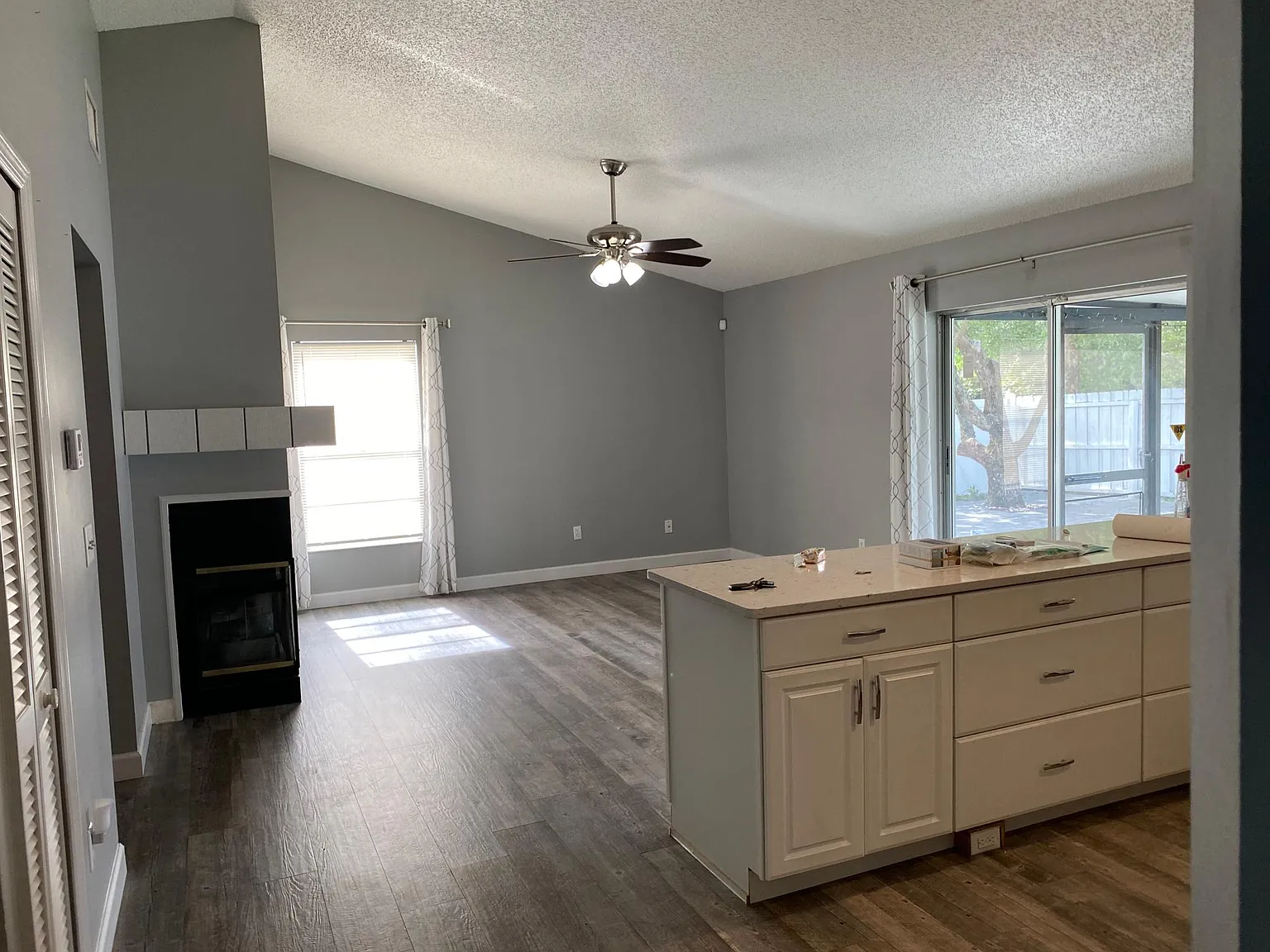 9936 Peddlers Way — Photo 2