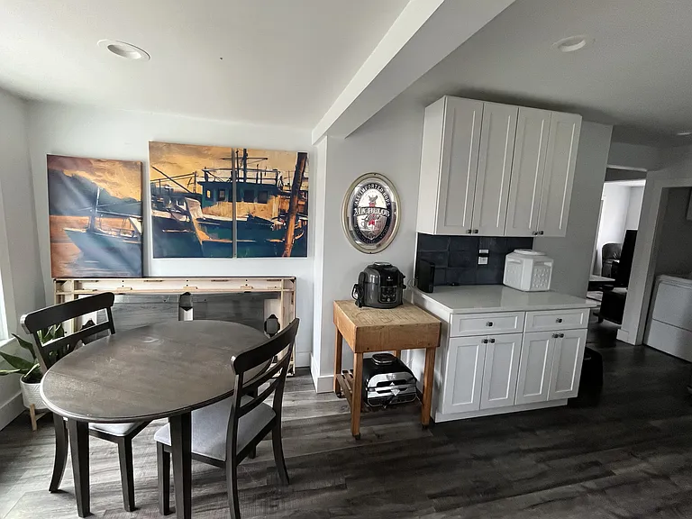 kitchen dining nook