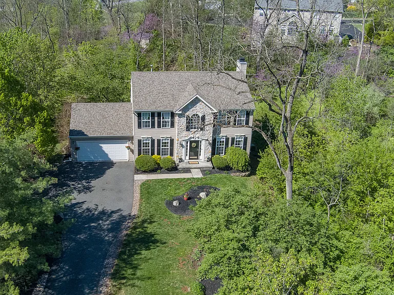 903 Maplewood Dr — Photo 54