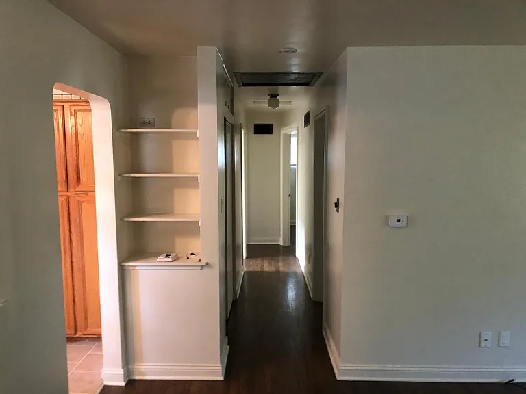 17614 Wentworth Ave — Photo 5