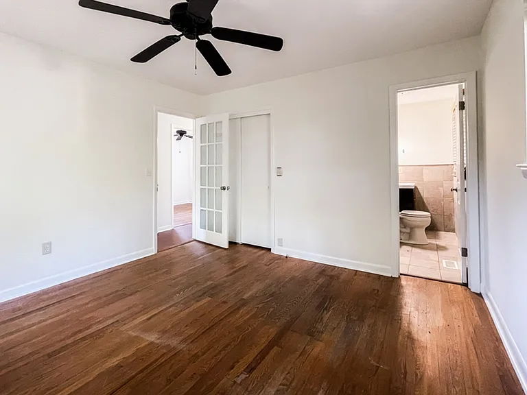 1606 Madrid Ave — Photo 49