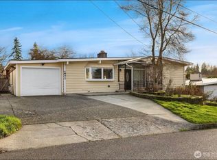 15411 SE 8th St, Bellevue, WA 98007