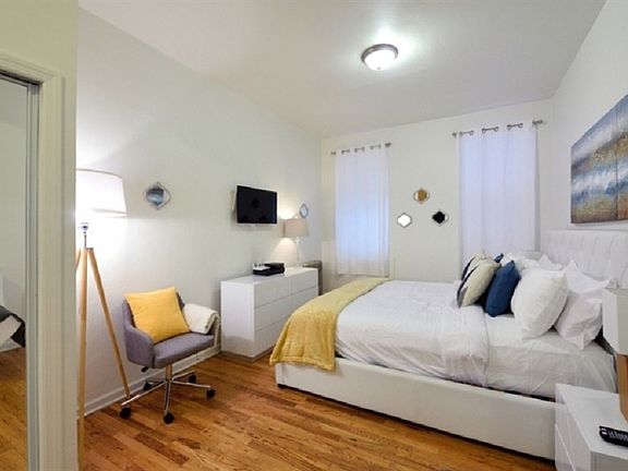 3rd image of 331 E 14th St APT 3D