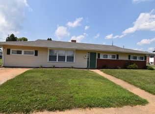 51 Kensington Ln, Newark, DE 19713