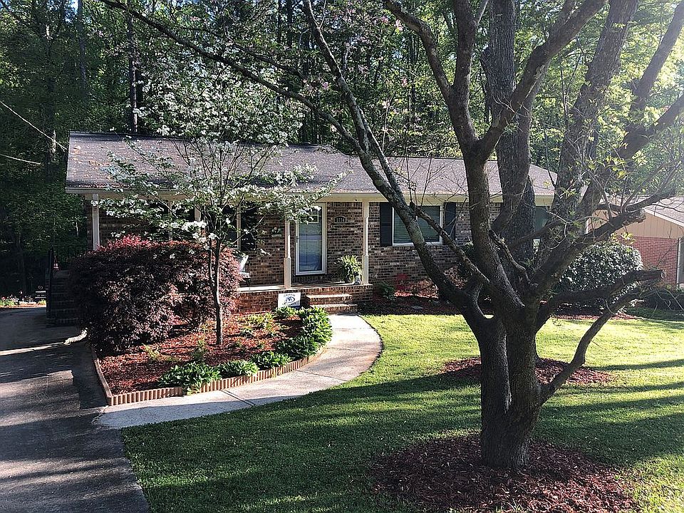 1st image of 3774 Lake Dr SE