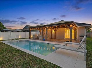 523 107th AVE N, NAPLES, FL 34108