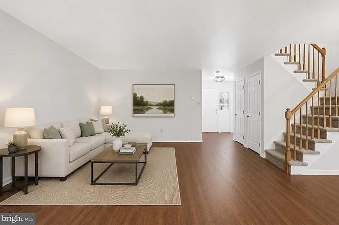 4 bed, 1578 sqft, $2,975 — Photo 4