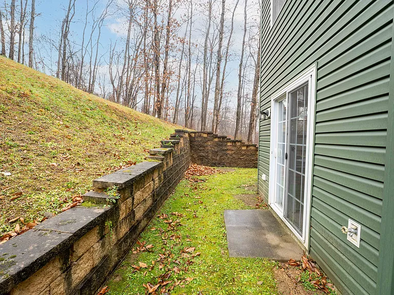 148 Hawks Run Rd — Photo 19