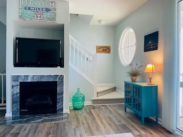 38024 Creek Dr — Photo 2