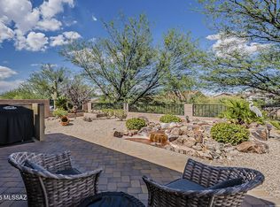 2227 E Thunderchief Dr, Green Valley, AZ 85614