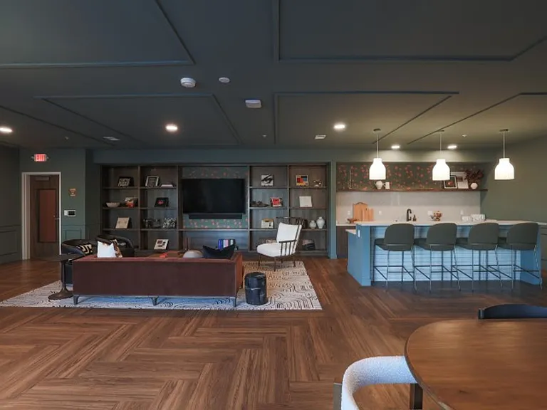 The Scoot Grandeur Apartments — Photo 9