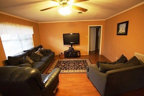 3rd image of 1150 Norwood Dr